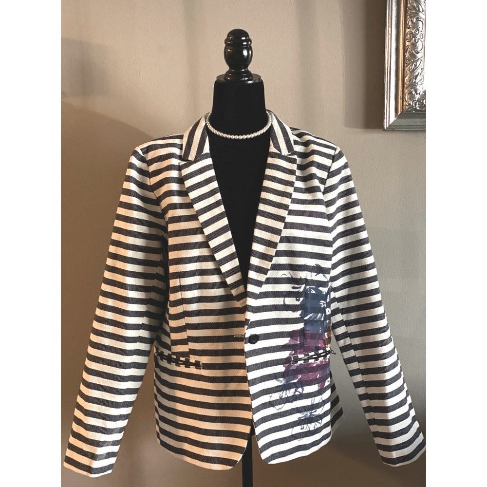 STRIPED BLAZER CHRISTOPHER & BANKS SIZE L